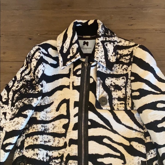 Blumarine Coat - Picture 4 of 15